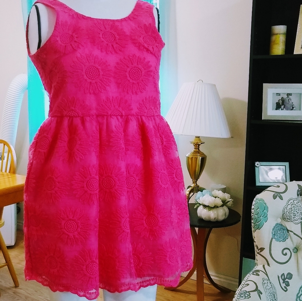 GUESS Fuchsia embroidered dress Size L